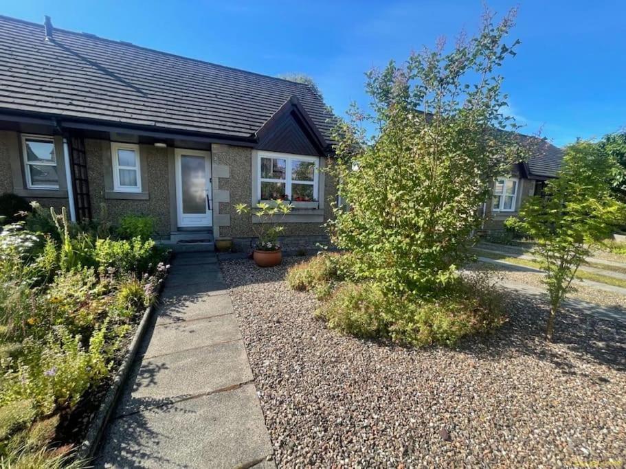 Peaceful Getaway In Peebles Exterior foto